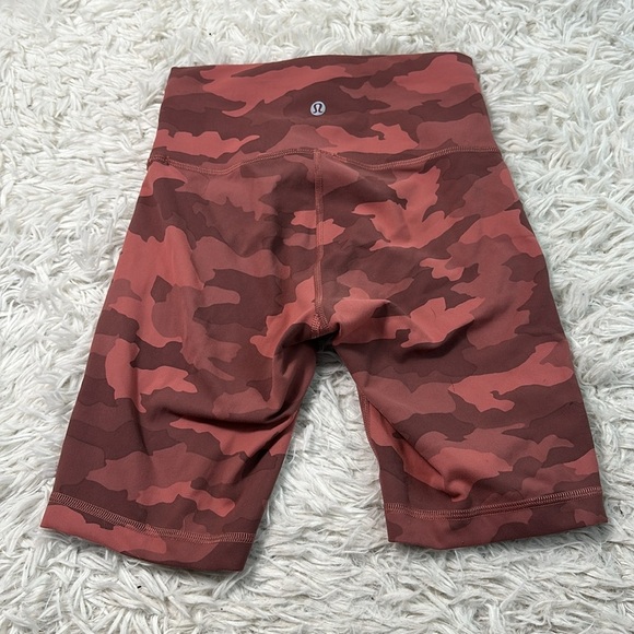 Lululemon Wunder Train High Rise Short 8" Heritage 365 Camo Brier Rose Multi - Picture 3 of 6